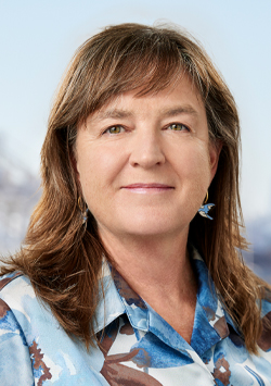 Bio-photo-Kristi-McKenney
